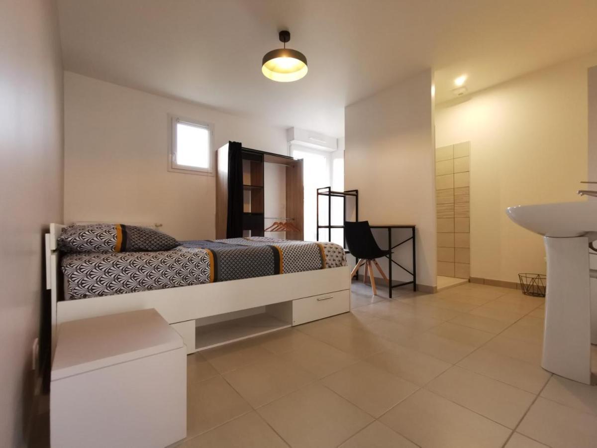 Villa 5 Chambres - 3 Salles De Bain Etampes-sur-Marne Buitenkant foto